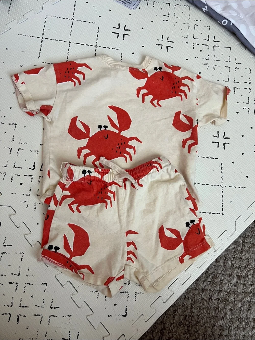 zara crab set 18 months